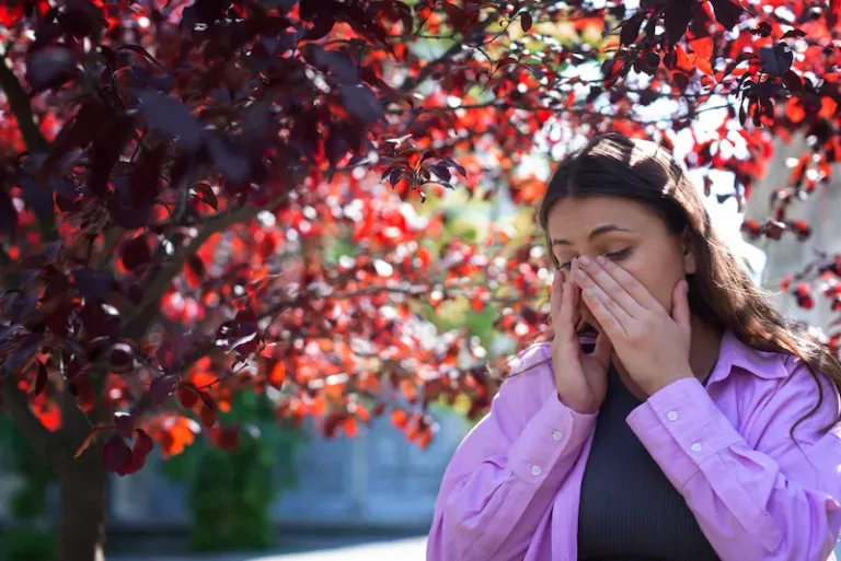 Allergies oculaires : soulager les yeux qui grattent
