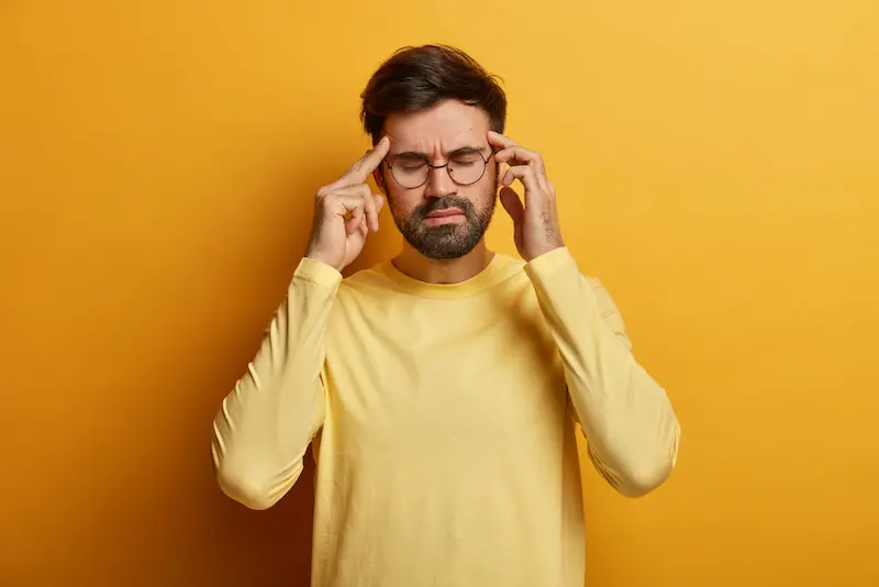Maux de tête et vision : quand vos yeux sont en cause Maux de tête et vision : quand vos yeux sont en cause
